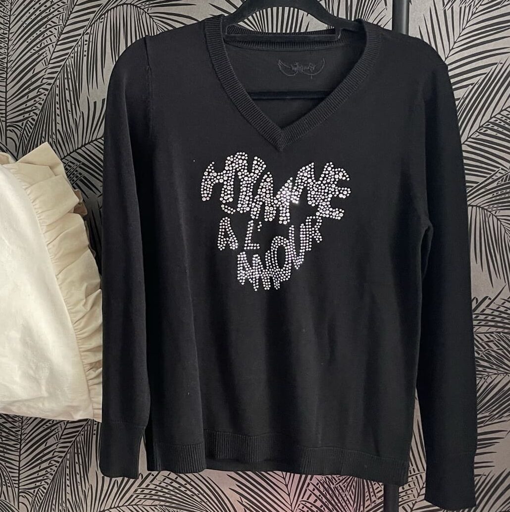 Boutique 7 Bs Histoire de Mode - Pont-Aven - Pull Noir Inès Hymne à l'Amour