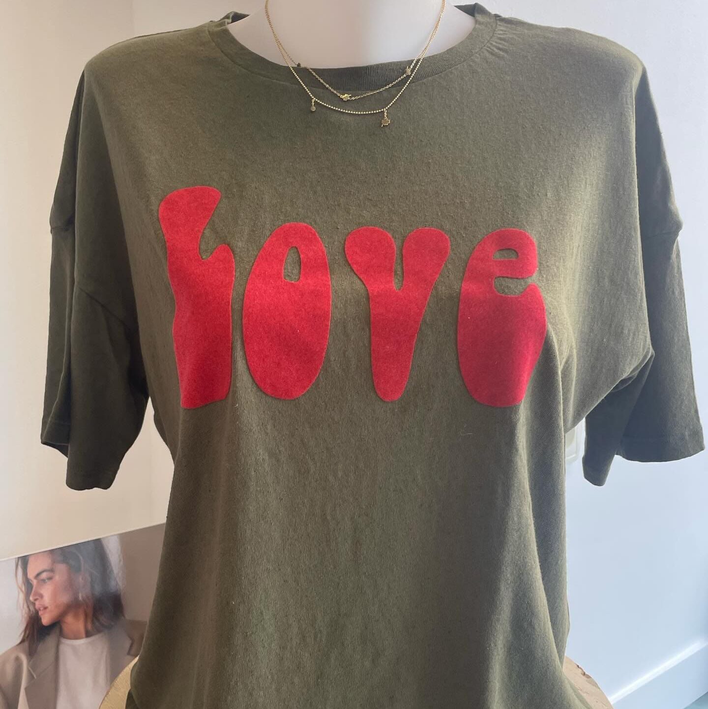 Boutique 7 Bis Histoire de Mode - Pont-Aven - Tee-shirt Kaki Love