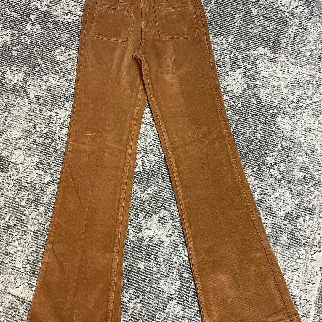Boutique 7 Bis Histoire de Mode - Pont-Aven - Pantalon Velours Camel The Diana Velvet Chic