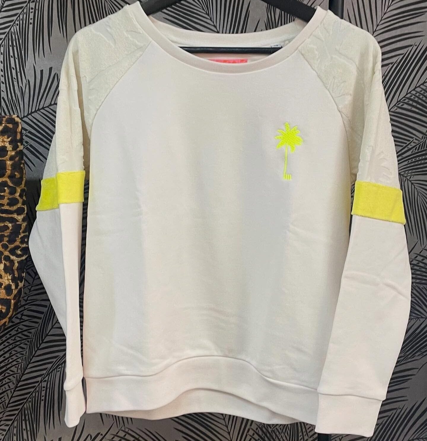 Boutique 7 Bis Histoire de Mode - Pont-Aven - Sweat Beige Sunshine