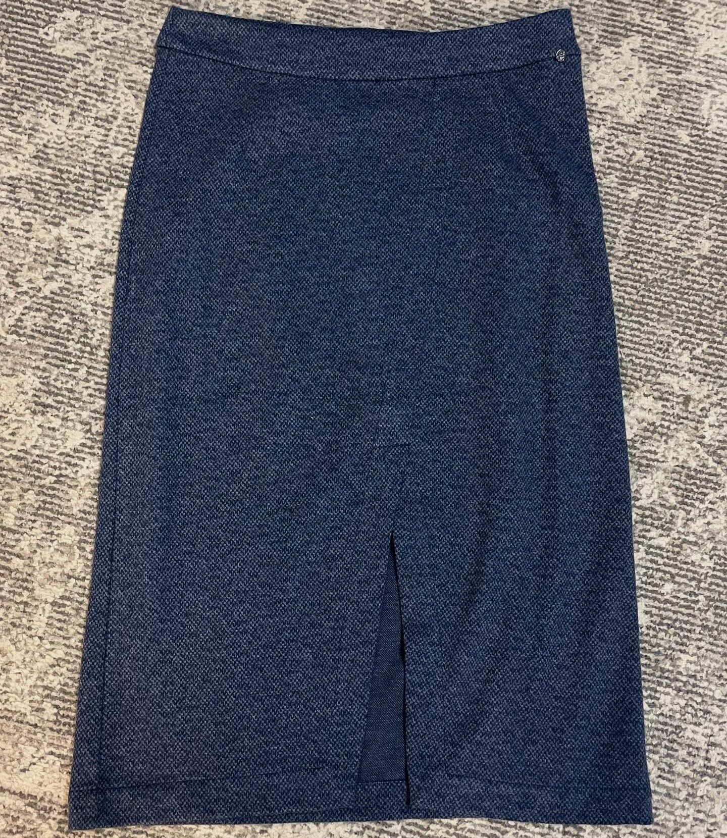 Boutique 7 Bis Histoire de Mode - Pont-Aven - Jupe Bleue Longue