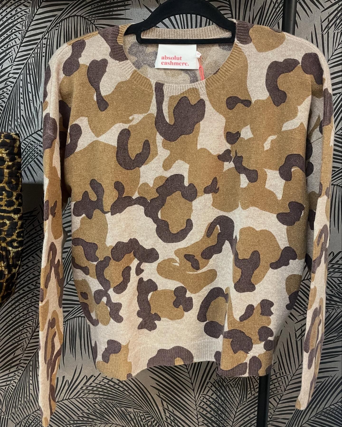 Boutique 7 Bis Histoire de Mode - Pont-Aven - Pull Cachemire Léopard Col Rond