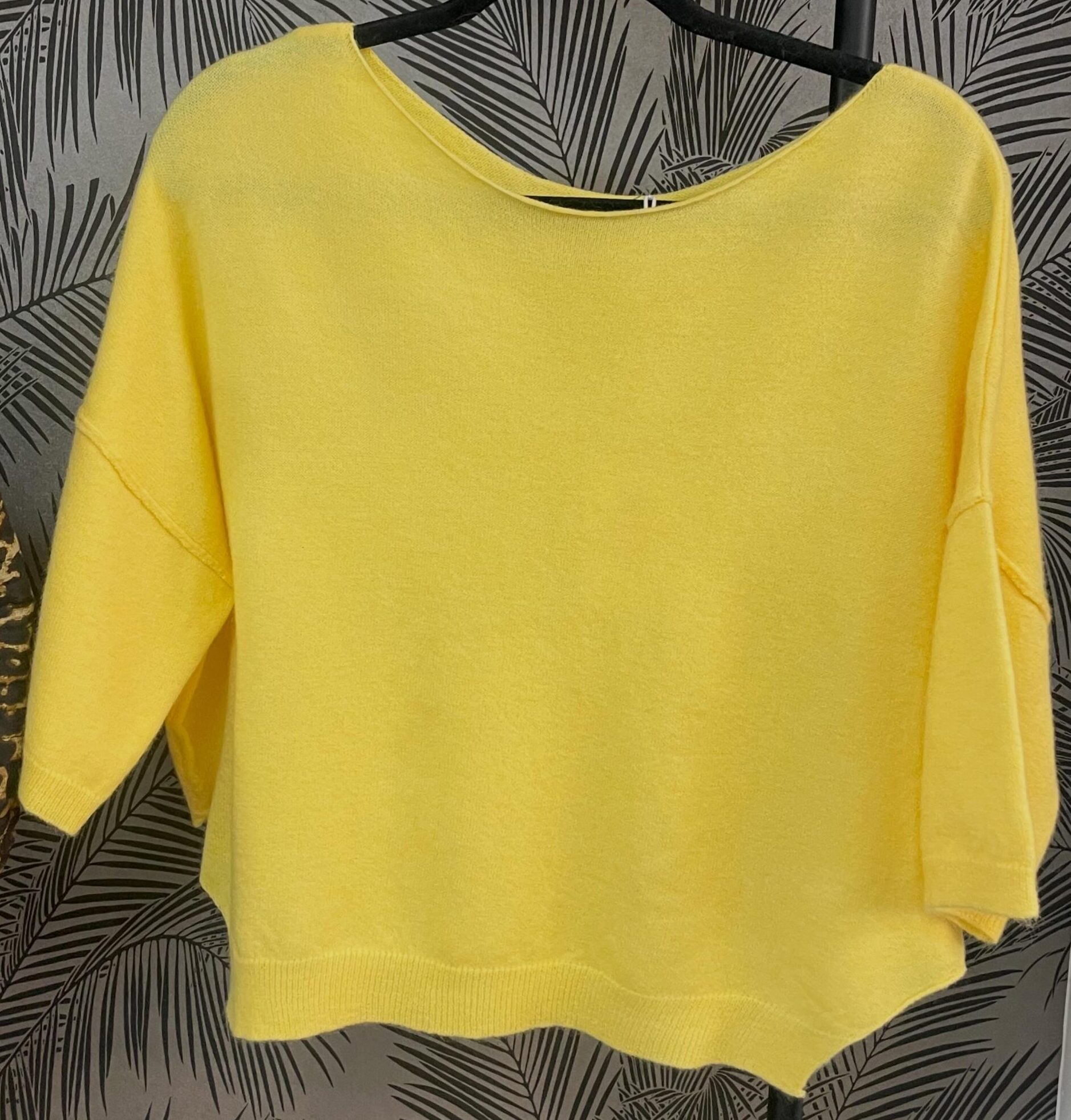 Boutique 7 Bis Histoire de Mode - Pont-Aven - Pull Jaune Bardot Col Rond